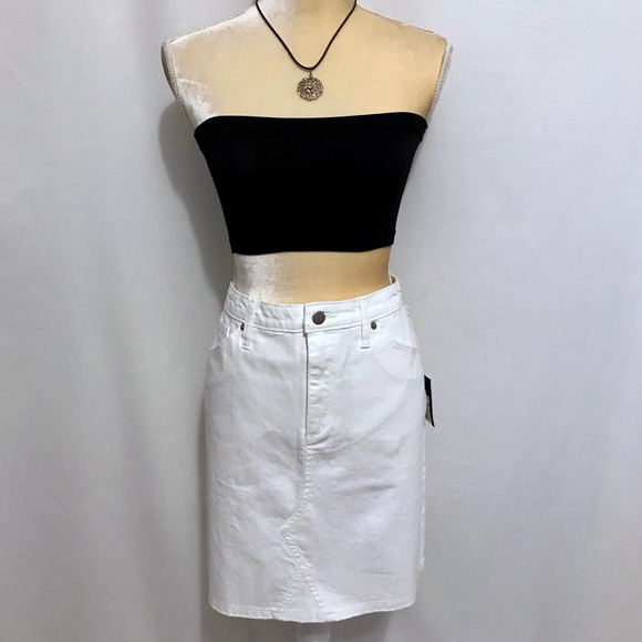 Universal Thread Dresses & Skirts - Universal Thread NWT Mini Jean Skirt Women Various